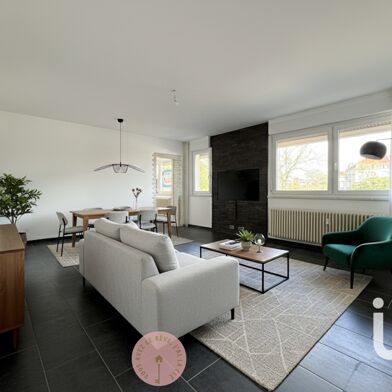 Appartement 4 pièces 220000 €