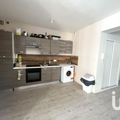 Appartement 4 pièces 105000 €