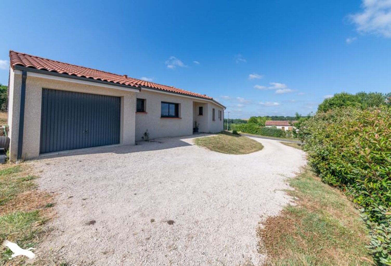 Villa de 5 pièces principales — photo 1