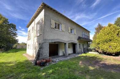 Maison 10 pièces 150500 €