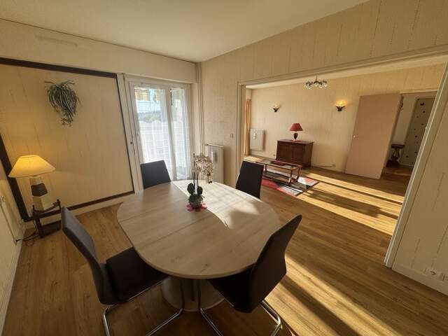 Appartement de 5 pièces principales — photo du bien