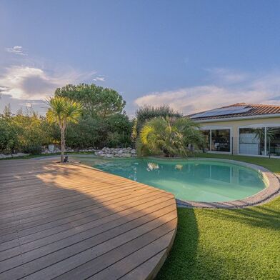 Maison 7 pièces 595000 €