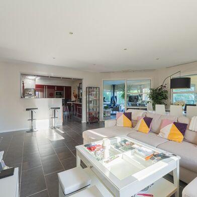 Maison 7 pièces 595000 €