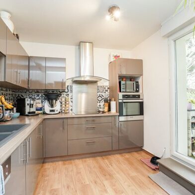 Appartement 3 pièces 239717 €