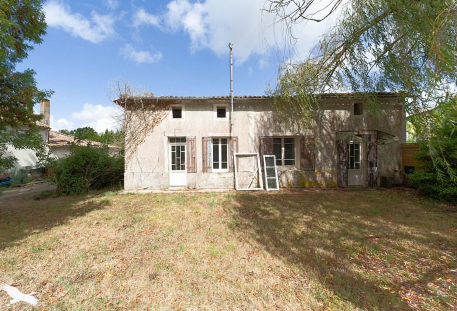 Maison en pierre de 6 pièces principales — photo 1
