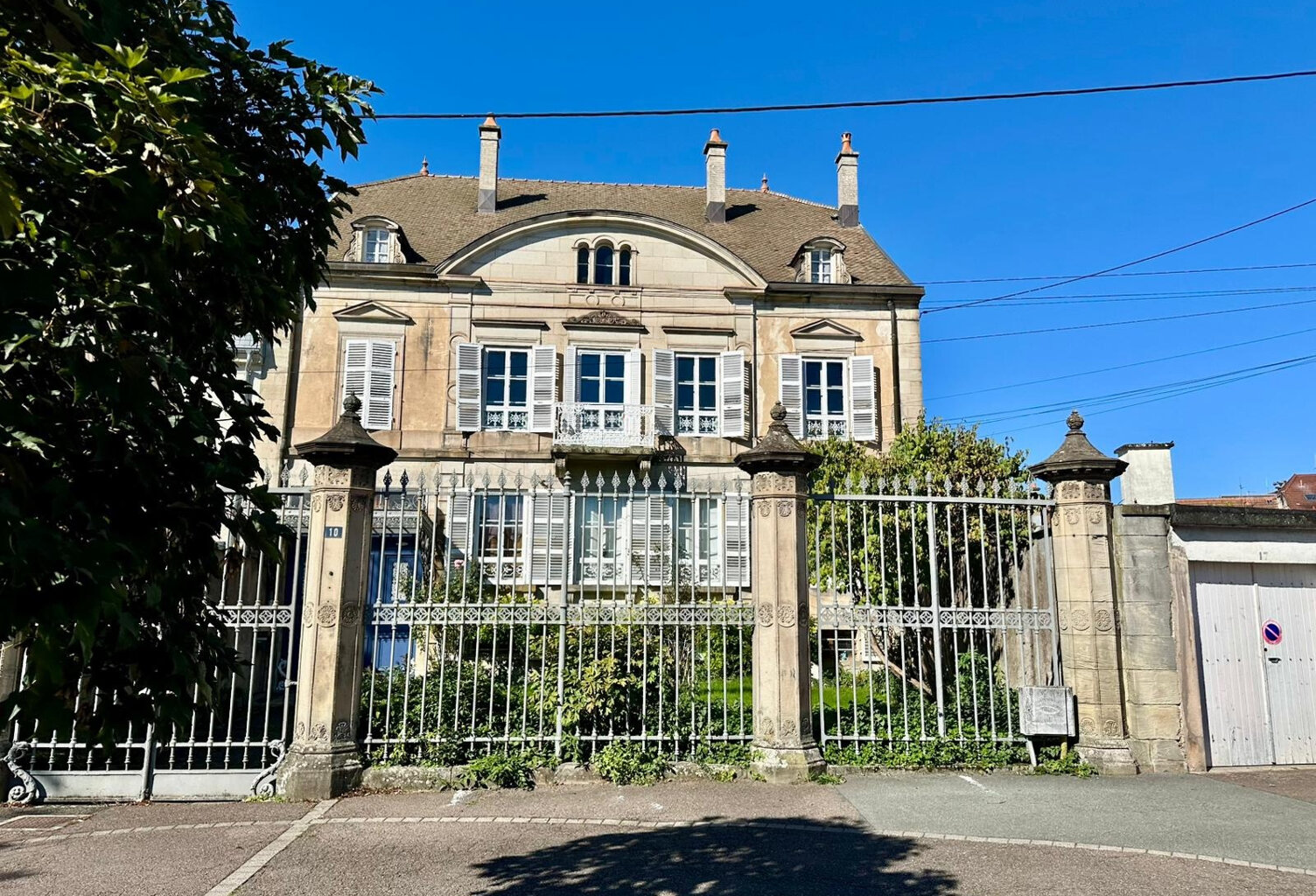 Vente belle maison de caractère avec 2 logements sur parc ar — photo 1