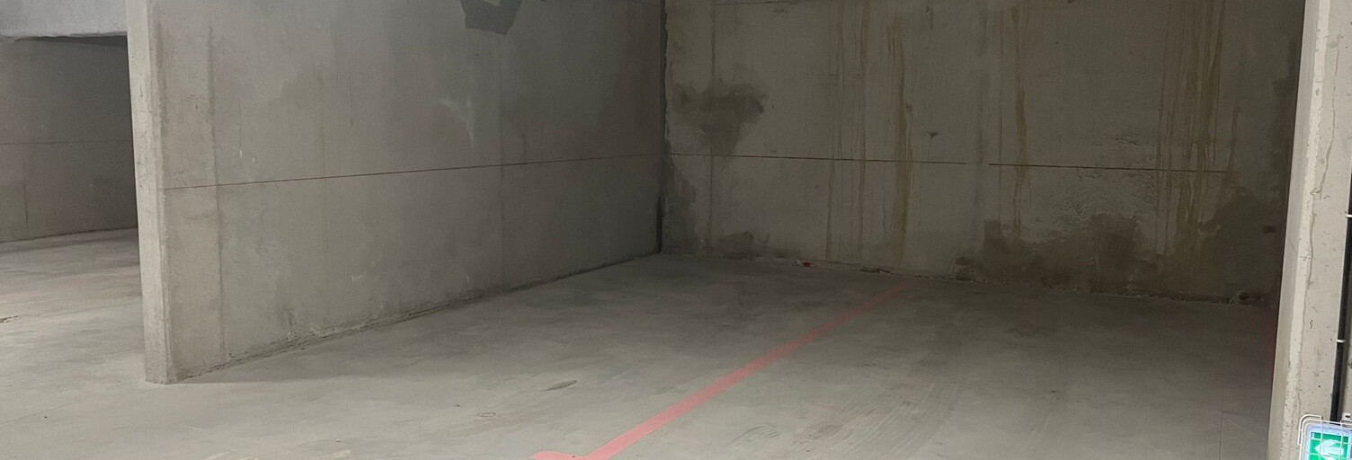 Garage  12 m² à louer à Aix-en-Provence (13090)