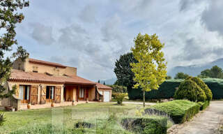 Maison 6 Pièces 184 m² à vendre à Trets (13530)