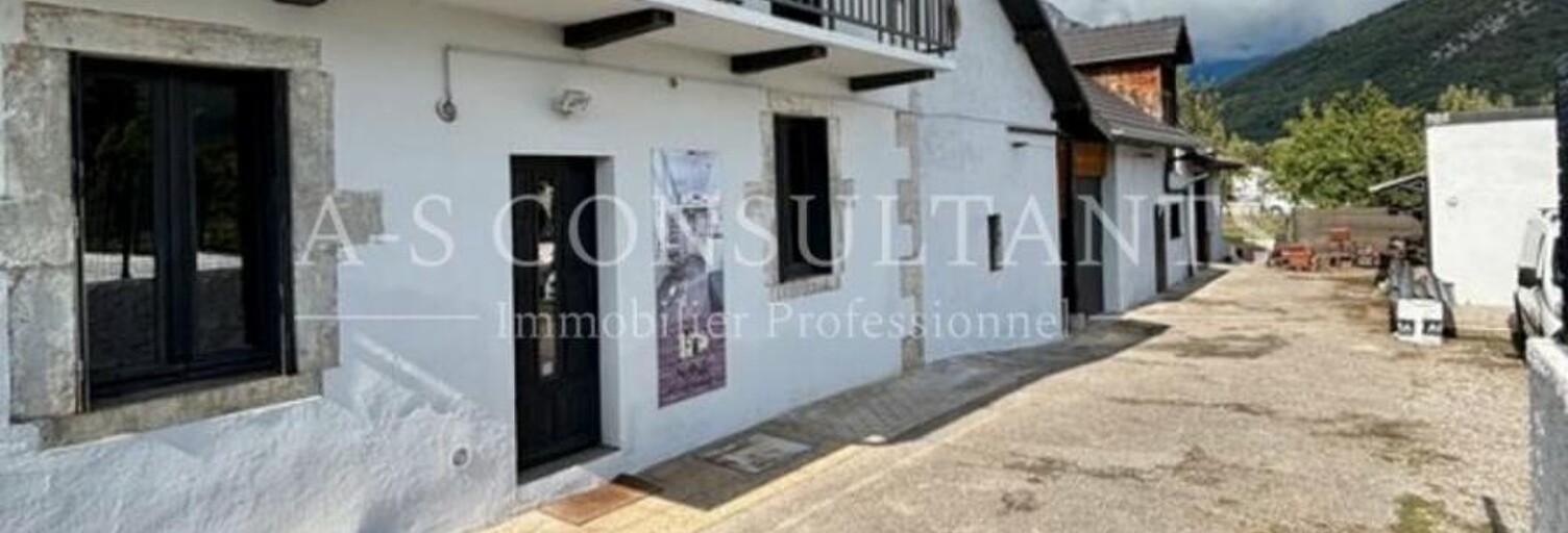 Bureau  350 m² à louer à La Ravoire (73490)