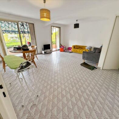 Appartement 4 pièces 265000 €