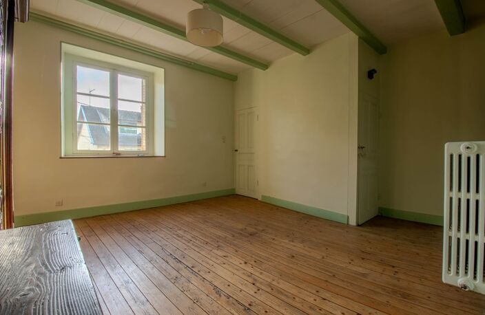 Imposante Maison en Pierre du XVIIe Siècle à 10 minutes du centre ville de Dole — photo 4