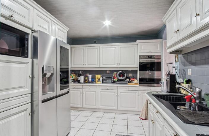 77510 REBAIS - MAISON DE 7 PIECES - JARDIN - VUE DEGAGEE - PISCINE INTERIEURE - CALME - 75KMS DE PARIS - GARE — photo 5