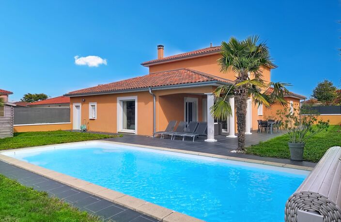 Maison de standing T5 avec piscine et garage — photo 2