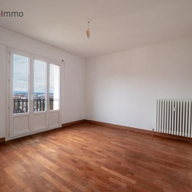 Appartement 3 pièces 630 €