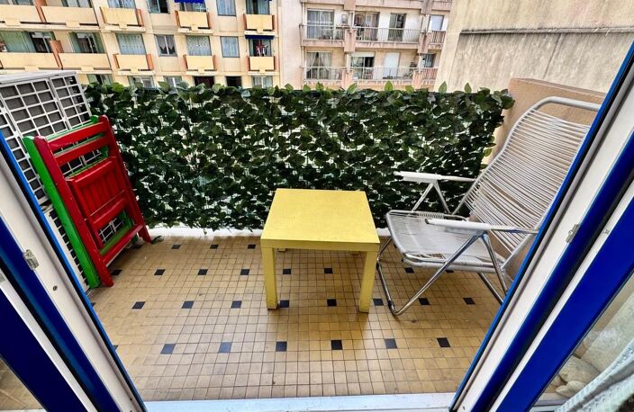 À VENDRE – 2 PIÈCES – 54 M² – QUARTIER DES FLEURS – NICE — photo 2