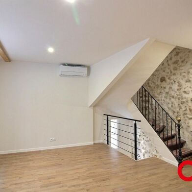 Appartement 4 pièces 220000 €