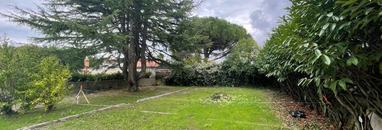 Terrain  295 m² à vendre à Saint-Xandre (17138)