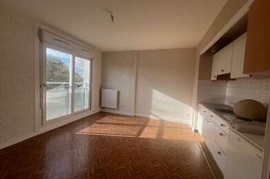 Appartement 1 pièces 450 €