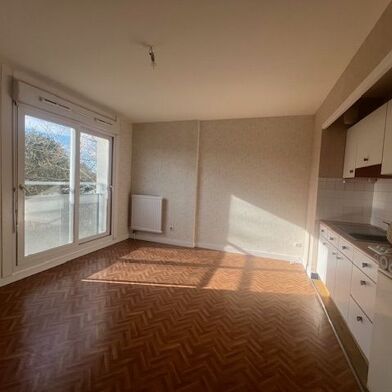 Appartement 1 pièces 450 €