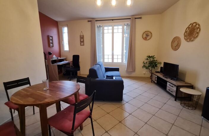 Appartement À Vendre — photo 2