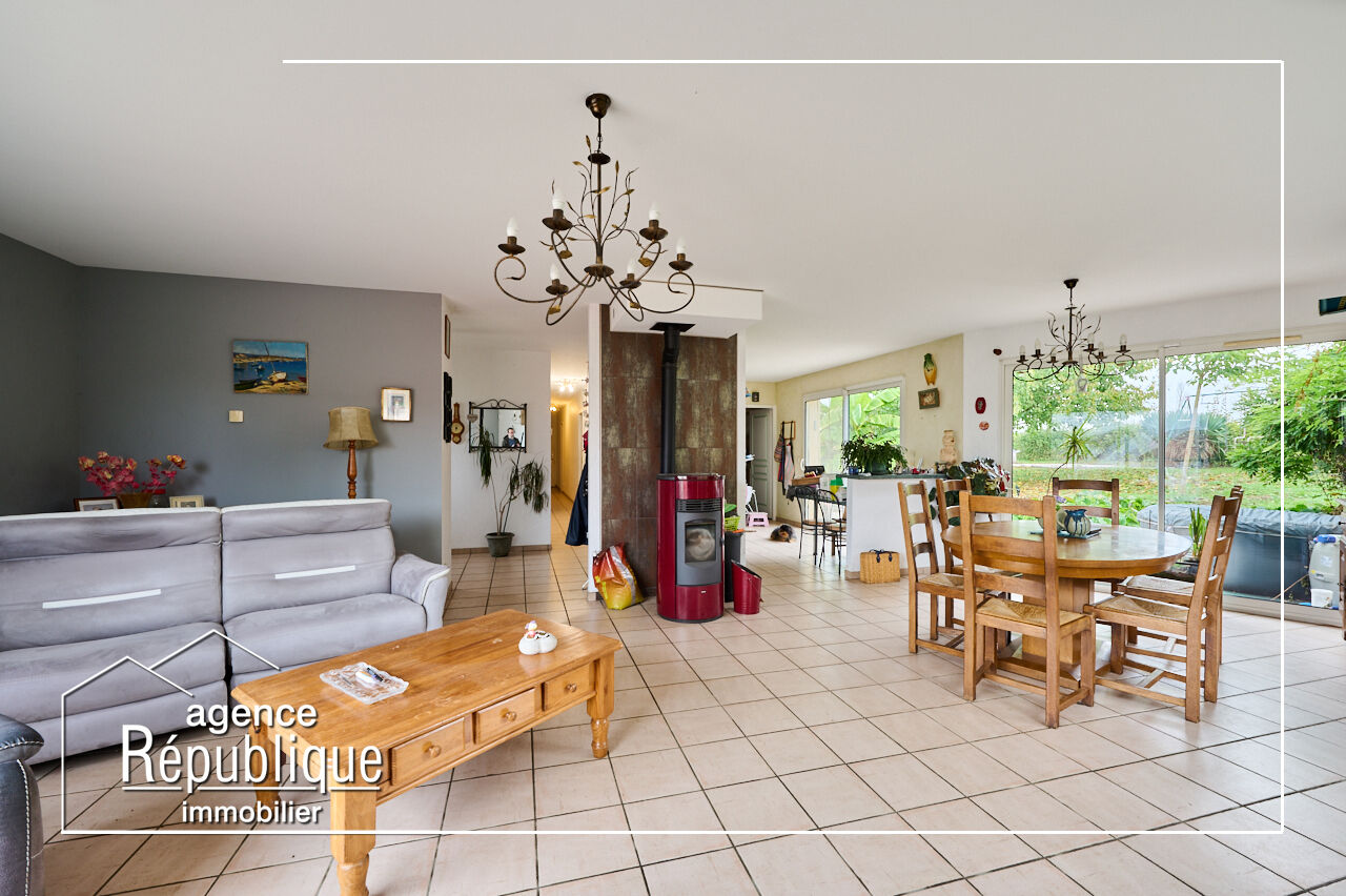 Photo Maison de Plain-pied proche Nuits-St-Georges image 2/4