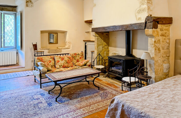 Dpt Gers (32), à vendre BASSOUES, partie du château, 174 m2 avec jardin 5000 m2 et piscine — photo 4