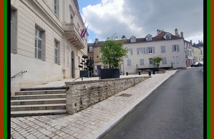 Dpt Côte d'Or (21), à vendre à Montbard, Maison de ville — photo 4