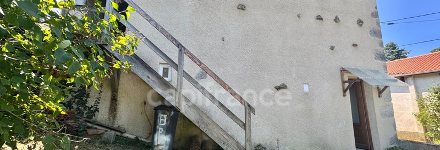 Maison 3 Pièces 50 m² à vendre à Saint-Jean-la-Vêtre (42440)