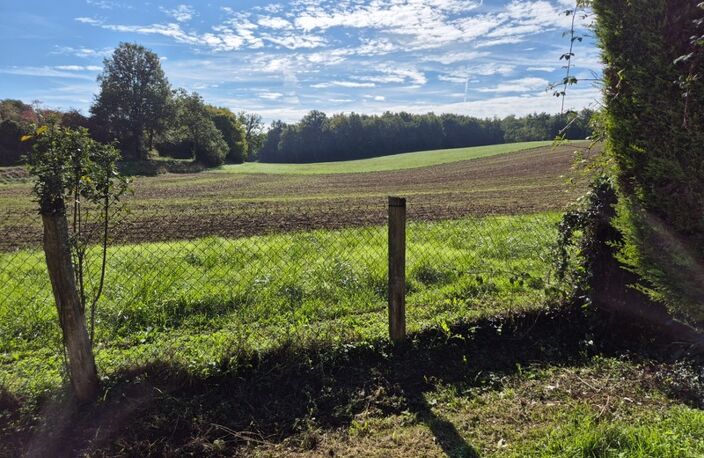 Superbe emplacement, 3000 m2, secteur calme, commerces et écoles en proximité — photo 2