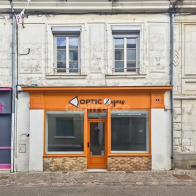 Immeuble  101650 €