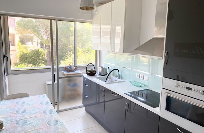 Appartement à vendre 3 pièces MARSEILLE 7EME ARRONDISSEMENT (13) — photo 4