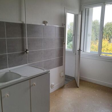 Appartement 4 pièces 475 €