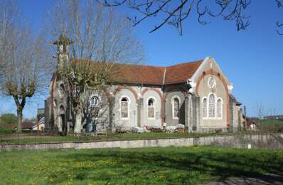Eglise fin XIXème réhabilitée en habitation avec atelier — photo du bien