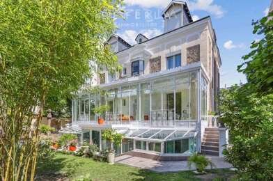 Maison 10 pièces 2050000 €