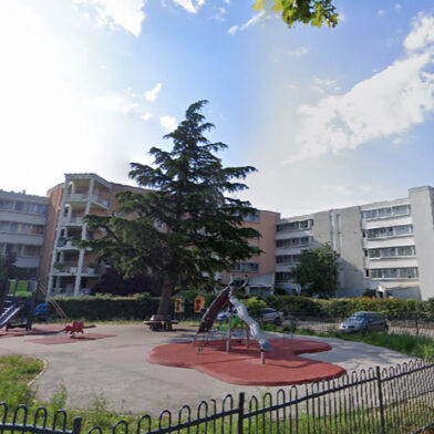 Appartement 3 pièces 567 €