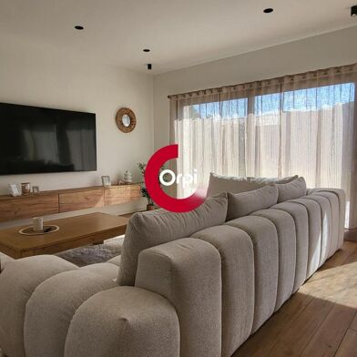 Maison 5 pièces 399000 €