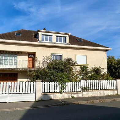 Maison 12 pièces 297360 €