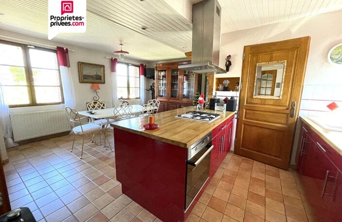 Maison 8 pièce(s) 205 m2 6 chambres jardin 835m2 390000 HAI — photo 3