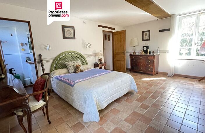 Maison 8 pièce(s) 205 m2 6 chambres jardin 835m2 390000 HAI — photo 4