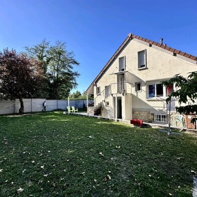 Maison 6 pièces 488800 €