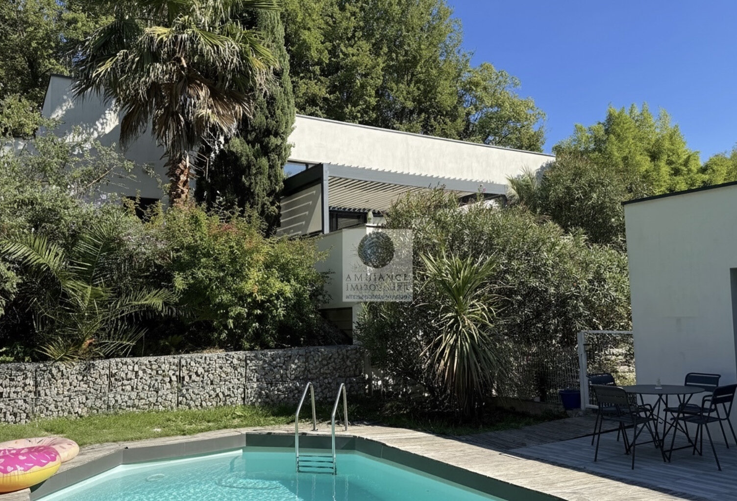 Maison contemporaine à St-Peray — photo 1