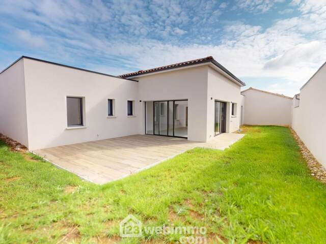 Maison - 116m² - Saint-Hilaire-la-Forêt — photo du bien