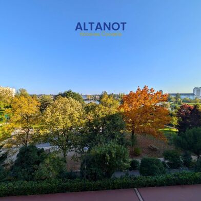 Appartement 3 pièces 126240 €