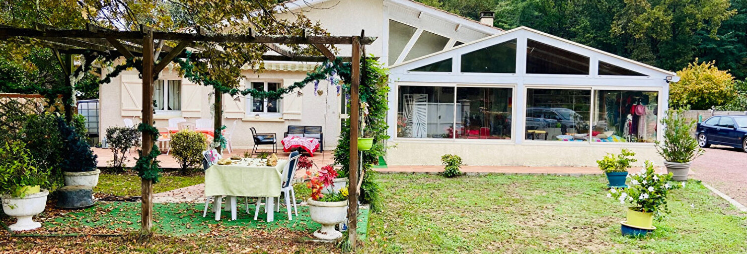 Maison 5 Pièces 114 m² à vendre à Lesparre-Médoc (33340)