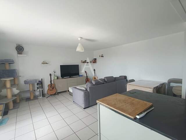 SETE - Appartement T3 de 66M² avec stationnement privatif et exterieur... — photo du bien