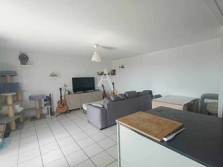 SETE - Appartement T3 de 66M² avec stationnement privatif et exterieur... — photo 1