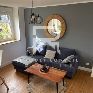 Appartement 2 pièces 750 €