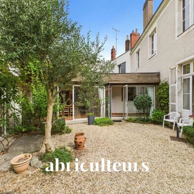 Maison 8 pièces 849000 €