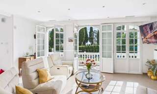 Maison 5 Pièces 183 m² à vendre à Villeneuve-Loubet (06270)