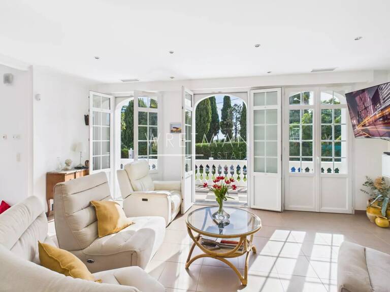 VILLA 5 PIÈCES AVEC PISCINE – JUAN-LES-PINS — photo 1